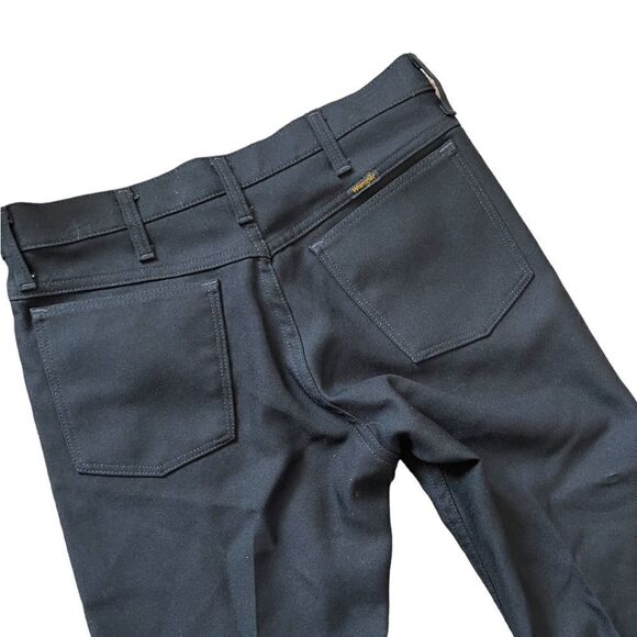 NWOT WRANGLER Black Straight Leg Mid Rise Pant 32 - Picture 4 of 9